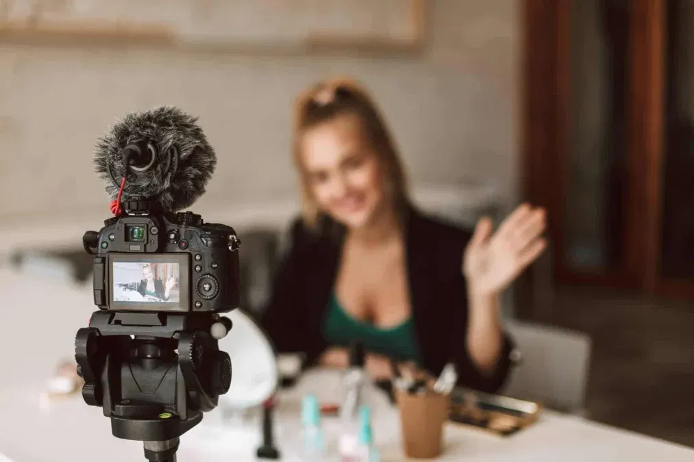Marketing Engagement: Fun with Videos 1 Marketing Fun Videos