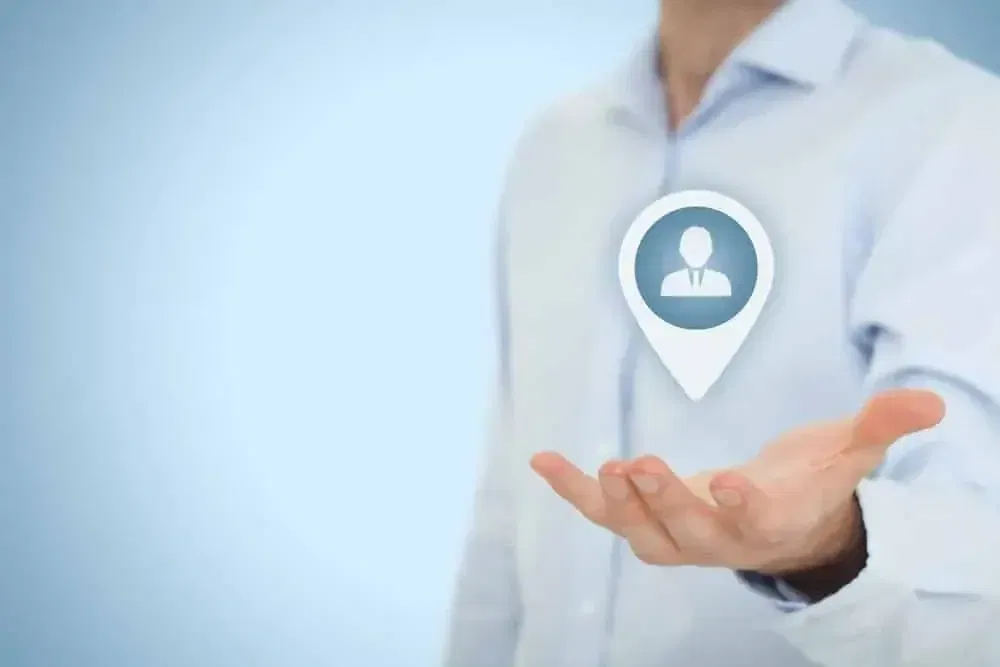 Personalizing the Customer's Shopping Journey 1 customer journey personalization