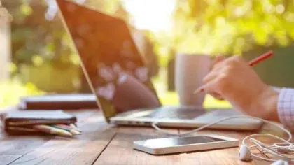 outdoor laptop