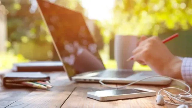 outdoor laptop