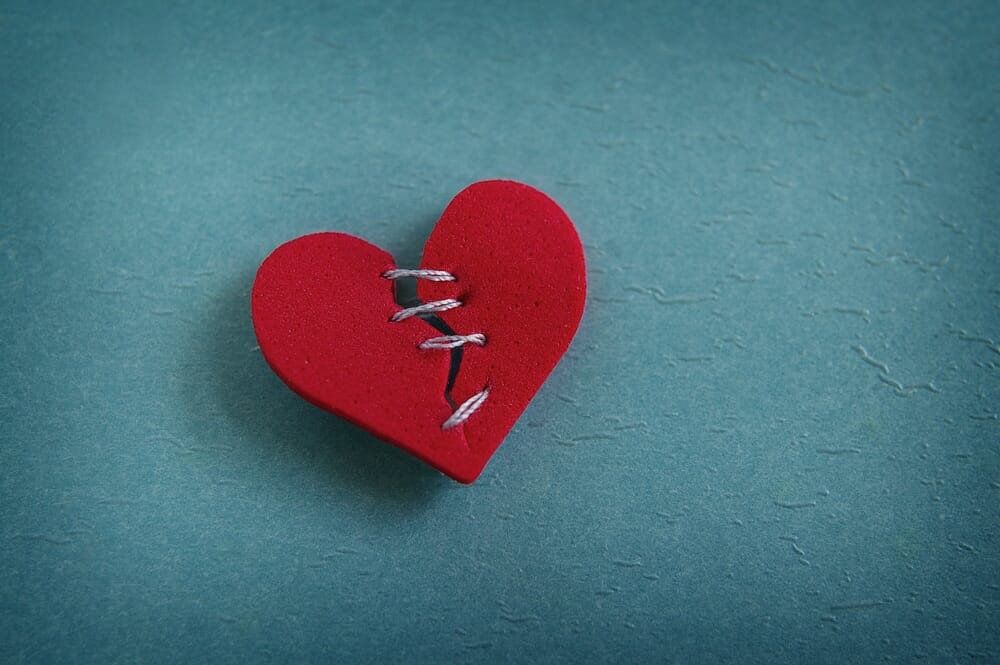How to Design an Email to Recover a Customer 1 mend heart