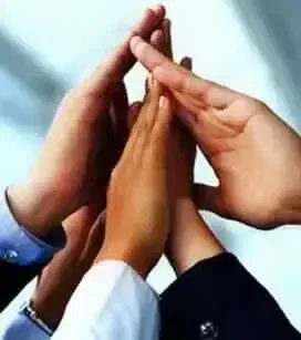 hands up1