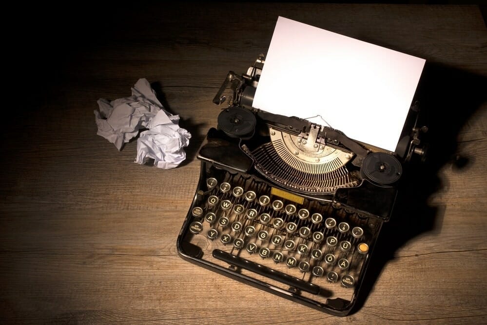 12 Ideas to Differentiate Your Content Marketing 1 writing