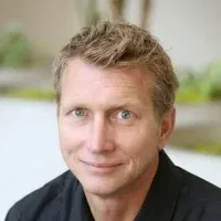 Tom Kuhr